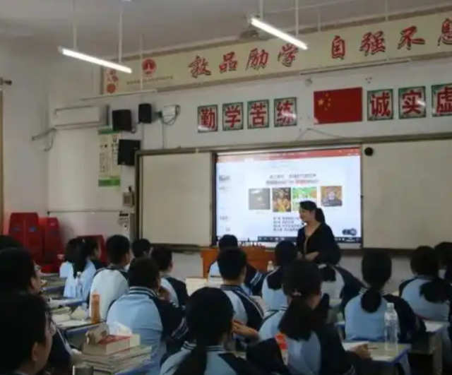 优质教师让教育公正的阳光洒满村庄照亮孩子们的梦想 优质教师让教育公正的阳光洒满村庄照亮孩子们的梦想